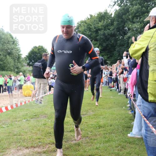 16.06.2024 - 26. Vierlanden-Triathlon Lena Gebhardt http://msf.ph/oto/6302398 16.06.2024 11:08:44 Schwimmen 359, 365, 366, 433, 454, 456, 457, 462, 470, 1276, 359, 365, 366, 433, 454, 456, 457, 462, 470, 1276 meine-sportfotos.de