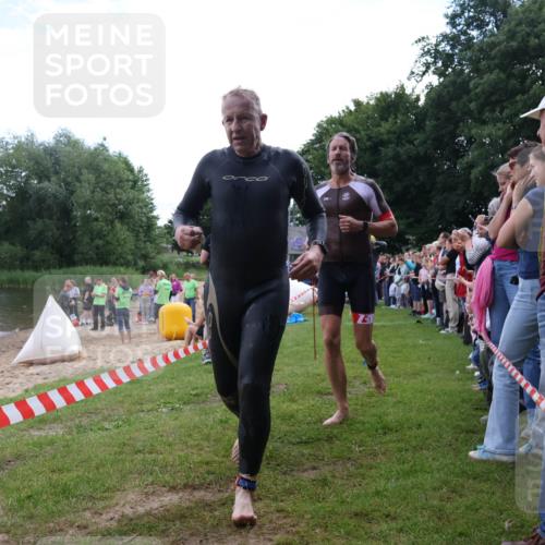 16.06.2024 - 26. Vierlanden-Triathlon Lena Gebhardt http://msf.ph/oto/6302500 16.06.2024 11:08:57 Schwimmen 359, 366, 429, 442, 443, 453, 462, 470, 359, 366, 429, 442, 443, 453, 462, 470 meine-sportfotos.de