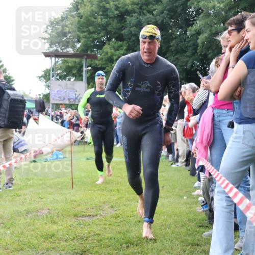 16.06.2024 - 26. Vierlanden-Triathlon Lena Gebhardt http://msf.ph/oto/6302532 16.06.2024 11:09:00 Schwimmen 366, 429, 442, 443, 453, 462, 366, 429, 442, 443, 453, 462 meine-sportfotos.de