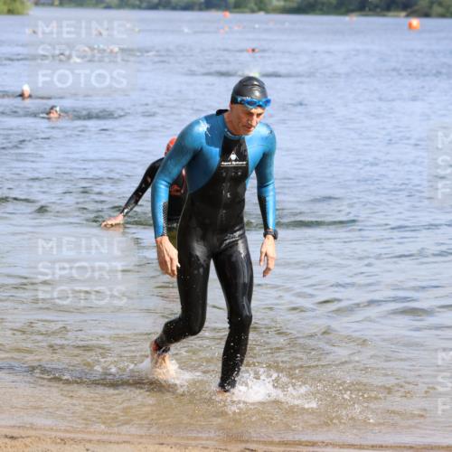 16.06.2024 - 26. Vierlanden-Triathlon Strokosch-Dieckow http://msf.ph/oto/6302661 16.06.2024 09:44:58 Schwimmen 120, 136, 120, 136 meine-sportfotos.de