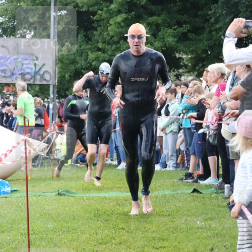 16.06.2024 - 26. Vierlanden-Triathlon Lena Gebhardt http://msf.ph/oto/6302694 16.06.2024 11:09:29 Schwimmen 364, 380, 391, 398, 437, 471, 364, 380, 391, 398, 437, 471 meine-sportfotos.de