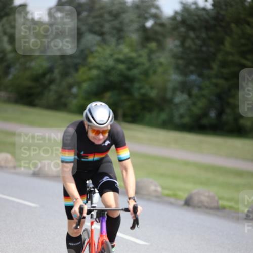 16.06.2024 - 26. Vierlanden-Triathlon Jannik Wohlers http://msf.ph/oto/6302698 16.06.2024 11:39:04 Radfahren 4, 115, 184, 191, 243, 266, 267, 308 meine-sportfotos.de