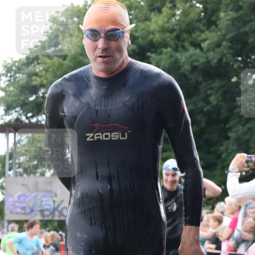 16.06.2024 - 26. Vierlanden-Triathlon Lena Gebhardt http://msf.ph/oto/6302717 16.06.2024 11:09:32 Schwimmen 364, 380, 391, 398, 399, 437, 471, 735, 364, 380, 391, 398, 399, 437, 471, 735 meine-sportfotos.de