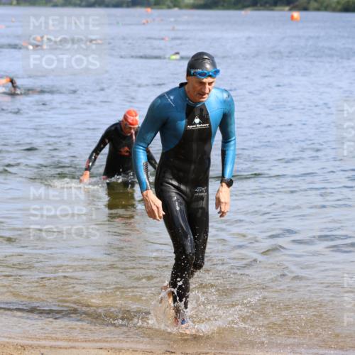 16.06.2024 - 26. Vierlanden-Triathlon Strokosch-Dieckow http://msf.ph/oto/6302721 16.06.2024 09:44:58 Schwimmen 120, 136, 120, 136 meine-sportfotos.de