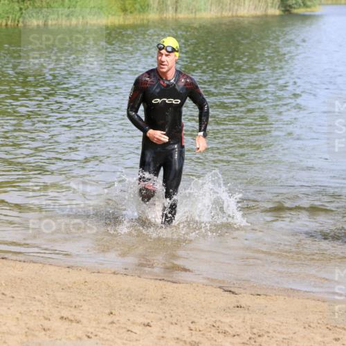16.06.2024 - 26. Vierlanden-Triathlon Strokosch-Dieckow http://msf.ph/oto/6302777 16.06.2024 09:45:03 Schwimmen 17, 97, 120, 136, 160, 17, 97, 120, 136, 160 meine-sportfotos.de