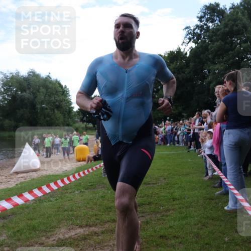16.06.2024 - 26. Vierlanden-Triathlon Lena Gebhardt http://msf.ph/oto/6302803 16.06.2024 11:09:41 Schwimmen 364, 370, 399, 437, 471, 735, 364, 370, 399, 437, 471, 735 meine-sportfotos.de