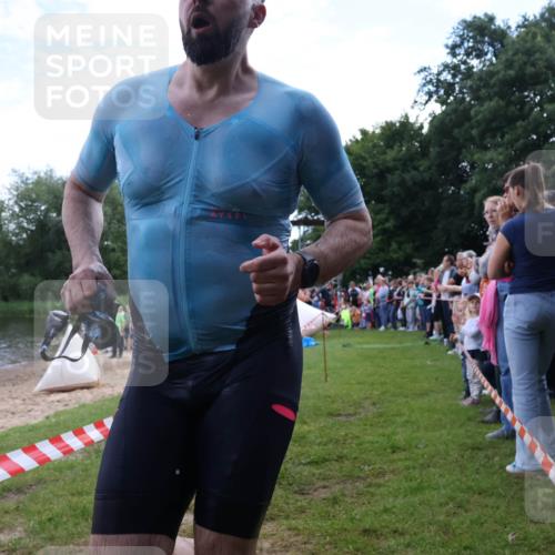 16.06.2024 - 26. Vierlanden-Triathlon Lena Gebhardt http://msf.ph/oto/6302806 16.06.2024 11:09:41 Schwimmen 364, 370, 399, 437, 471, 735, 364, 370, 399, 437, 471, 735 meine-sportfotos.de