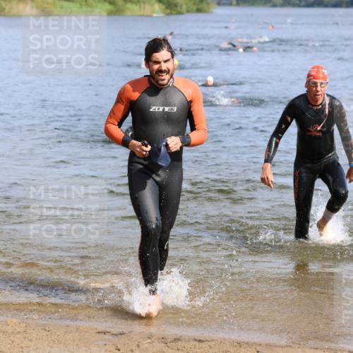 16.06.2024 - 26. Vierlanden-Triathlon Strokosch-Dieckow http://msf.ph/oto/6302827 16.06.2024 09:45:04 Schwimmen 17, 97, 120, 136, 160, 17, 97, 120, 136, 160 meine-sportfotos.de
