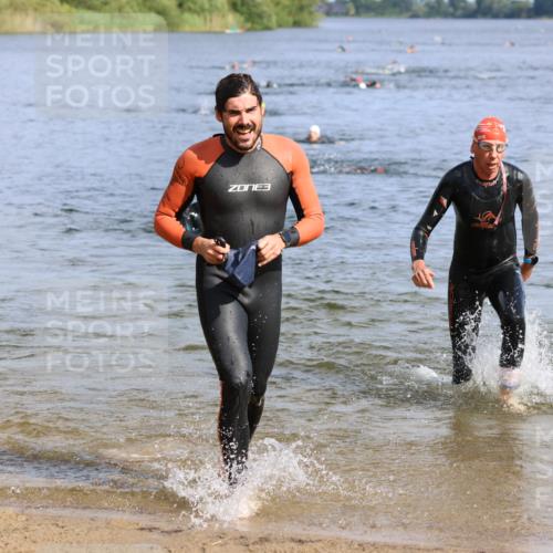 16.06.2024 - 26. Vierlanden-Triathlon Strokosch-Dieckow http://msf.ph/oto/6302841 16.06.2024 09:45:04 Schwimmen 17, 97, 120, 136, 160, 17, 97, 120, 136, 160 meine-sportfotos.de