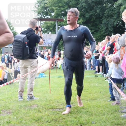16.06.2024 - 26. Vierlanden-Triathlon Lena Gebhardt http://msf.ph/oto/6302853 16.06.2024 11:09:52 Schwimmen 354, 370, 399, 423, 427, 354, 370, 399, 423, 427 meine-sportfotos.de