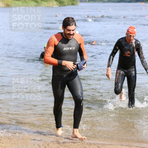 16.06.2024 - 26. Vierlanden-Triathlon Strokosch-Dieckow http://msf.ph/oto/6302883 16.06.2024 09:45:04 Schwimmen 17, 97, 120, 136, 160, 17, 97, 120, 136, 160 meine-sportfotos.de