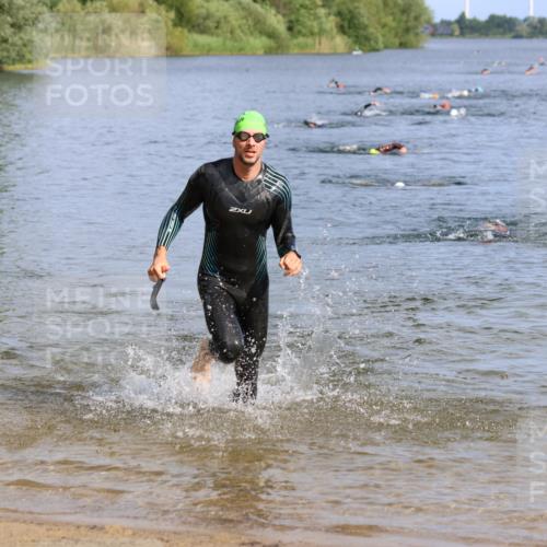 16.06.2024 - 26. Vierlanden-Triathlon Strokosch-Dieckow http://msf.ph/oto/6302927 16.06.2024 09:45:13 Schwimmen 17, 97, 133, 136, 160, 17, 97, 133, 136, 160 meine-sportfotos.de