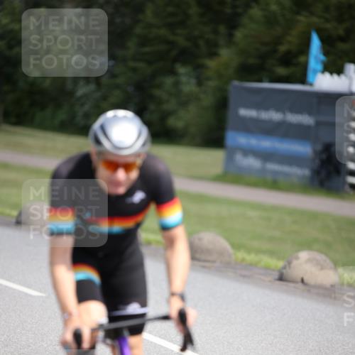 16.06.2024 - 26. Vierlanden-Triathlon Jannik Wohlers http://msf.ph/oto/6302982 16.06.2024 11:39:05 Radfahren 4, 115, 191, 243, 266, 267, 308 meine-sportfotos.de