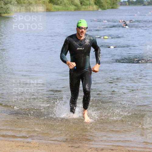 16.06.2024 - 26. Vierlanden-Triathlon Strokosch-Dieckow http://msf.ph/oto/6302987 16.06.2024 09:45:13 Schwimmen 17, 97, 133, 136, 160, 17, 97, 133, 136, 160 meine-sportfotos.de