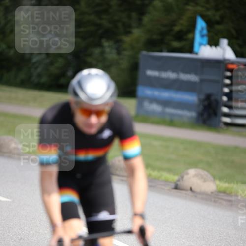 16.06.2024 - 26. Vierlanden-Triathlon Jannik Wohlers http://msf.ph/oto/6302990 16.06.2024 11:39:05 Radfahren 4, 115, 191, 243, 266, 267, 308 meine-sportfotos.de