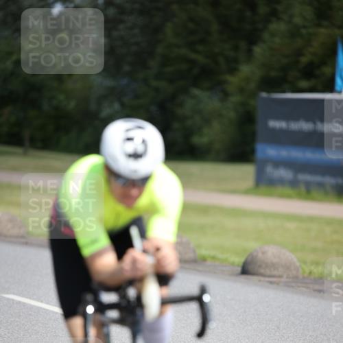 16.06.2024 - 26. Vierlanden-Triathlon Jannik Wohlers http://msf.ph/oto/6303002 16.06.2024 11:39:16 Radfahren 57, 89, 121, 134, 314 meine-sportfotos.de