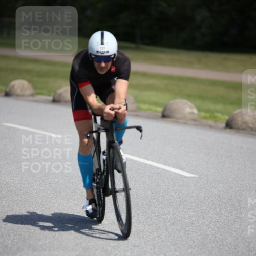 16.06.2024 - 26. Vierlanden-Triathlon Jannik Wohlers http://msf.ph/oto/6303032 16.06.2024 11:39:18 Radfahren 57, 89, 121, 134, 314 meine-sportfotos.de