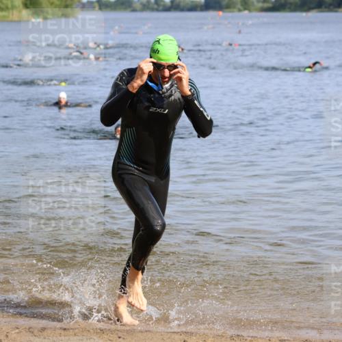 16.06.2024 - 26. Vierlanden-Triathlon Strokosch-Dieckow http://msf.ph/oto/6303058 16.06.2024 09:45:14 Schwimmen 17, 97, 133, 160, 17, 97, 133, 160 meine-sportfotos.de