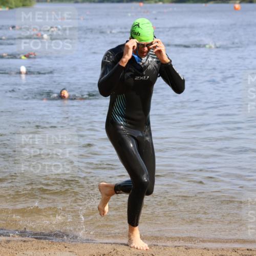 16.06.2024 - 26. Vierlanden-Triathlon Strokosch-Dieckow http://msf.ph/oto/6303089 16.06.2024 09:45:14 Schwimmen 17, 97, 133, 160, 17, 97, 133, 160 meine-sportfotos.de