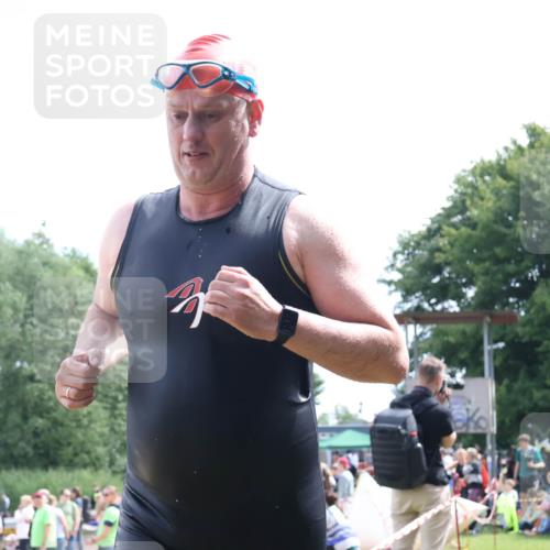 16.06.2024 - 26. Vierlanden-Triathlon Lena Gebhardt http://msf.ph/oto/6303133 16.06.2024 11:11:06 Schwimmen 387, 473, 387, 473 meine-sportfotos.de