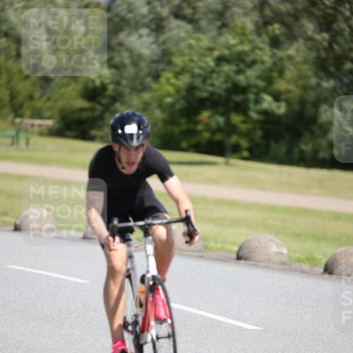 16.06.2024 - 26. Vierlanden-Triathlon Jannik Wohlers http://msf.ph/oto/6303136 16.06.2024 11:40:19 Radfahren 6, 131, 320 meine-sportfotos.de