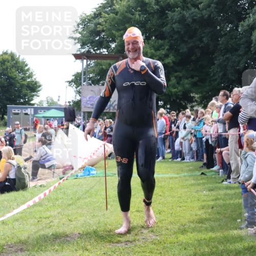 16.06.2024 - 26. Vierlanden-Triathlon Lena Gebhardt http://msf.ph/oto/6303157 16.06.2024 11:11:18 Schwimmen 387, 387 meine-sportfotos.de