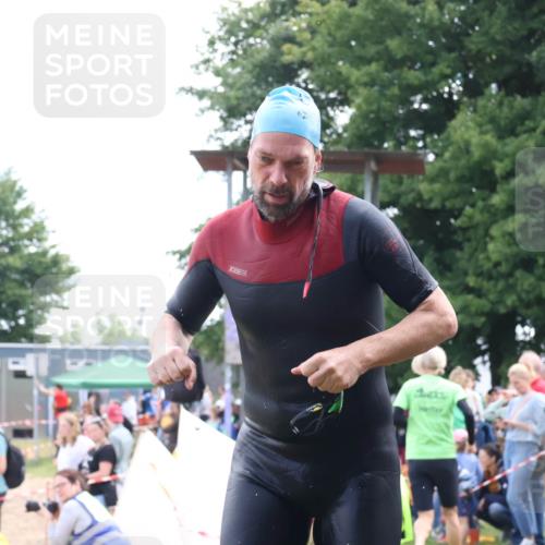 16.06.2024 - 26. Vierlanden-Triathlon Lena Gebhardt http://msf.ph/oto/6303202 16.06.2024 11:11:42 Schwimmen 465, 465 meine-sportfotos.de