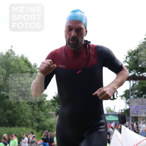 16.06.2024 - 26. Vierlanden-Triathlon Lena Gebhardt http://msf.ph/oto/6303208 16.06.2024 11:11:43 Schwimmen 465, 465 meine-sportfotos.de