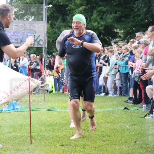 16.06.2024 - 26. Vierlanden-Triathlon Lena Gebhardt http://msf.ph/oto/6303226 16.06.2024 11:12:02 Schwimmen 360, 403, 360, 403 meine-sportfotos.de