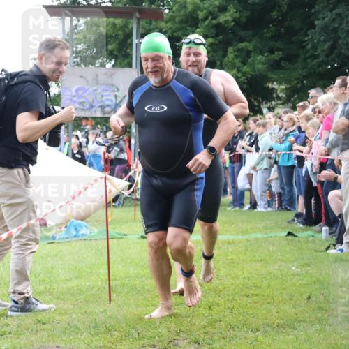 16.06.2024 - 26. Vierlanden-Triathlon Lena Gebhardt http://msf.ph/oto/6303232 16.06.2024 11:12:03 Schwimmen 360, 403, 360, 403 meine-sportfotos.de
