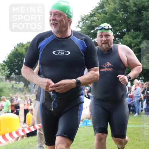 16.06.2024 - 26. Vierlanden-Triathlon Lena Gebhardt http://msf.ph/oto/6303252 16.06.2024 11:12:04 Schwimmen 360, 403, 360, 403 meine-sportfotos.de