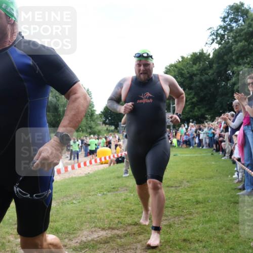 16.06.2024 - 26. Vierlanden-Triathlon Lena Gebhardt http://msf.ph/oto/6303263 16.06.2024 11:12:05 Schwimmen 360, 403, 360, 403 meine-sportfotos.de