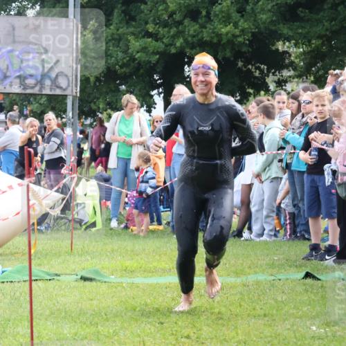 16.06.2024 - 26. Vierlanden-Triathlon Lena Gebhardt http://msf.ph/oto/6303281 16.06.2024 11:12:43 Schwimmen 538, 538 meine-sportfotos.de