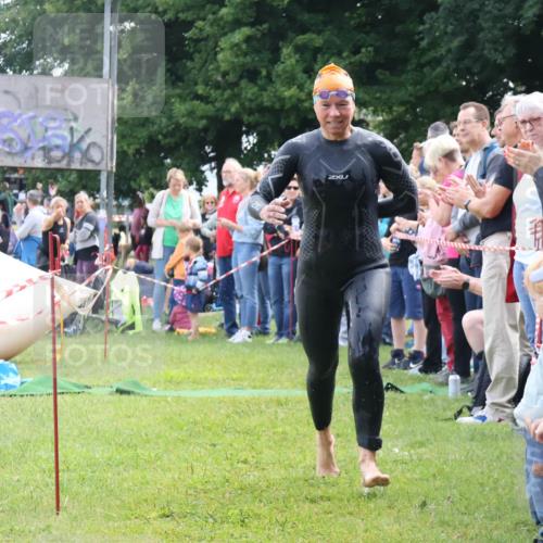 16.06.2024 - 26. Vierlanden-Triathlon Lena Gebhardt http://msf.ph/oto/6303288 16.06.2024 11:12:44 Schwimmen 538, 538 meine-sportfotos.de