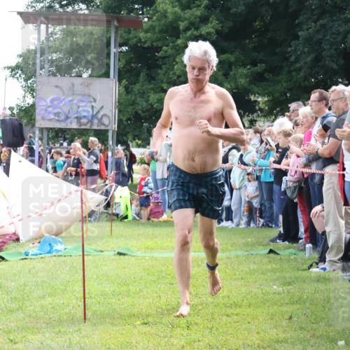 16.06.2024 - 26. Vierlanden-Triathlon Lena Gebhardt http://msf.ph/oto/6303364 16.06.2024 11:13:56 Schwimmen 461, 461 meine-sportfotos.de