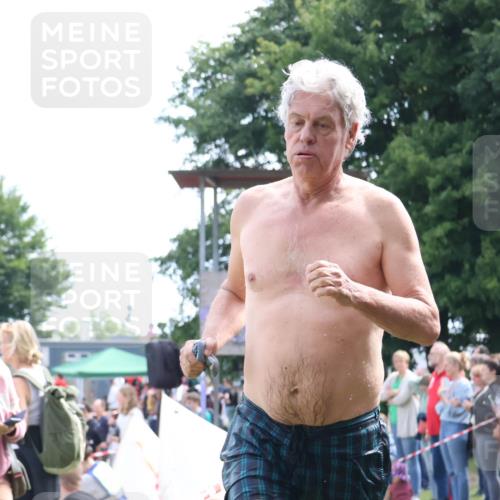 16.06.2024 - 26. Vierlanden-Triathlon Lena Gebhardt http://msf.ph/oto/6303376 16.06.2024 11:13:57 Schwimmen 461, 461 meine-sportfotos.de