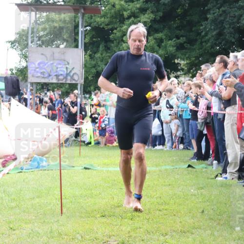 16.06.2024 - 26. Vierlanden-Triathlon Lena Gebhardt http://msf.ph/oto/6303412 16.06.2024 11:14:30 Schwimmen 378, 628, 378, 628 meine-sportfotos.de