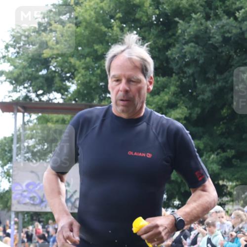 16.06.2024 - 26. Vierlanden-Triathlon Lena Gebhardt http://msf.ph/oto/6303424 16.06.2024 11:14:32 Schwimmen 378, 628, 635, 378, 628, 635 meine-sportfotos.de