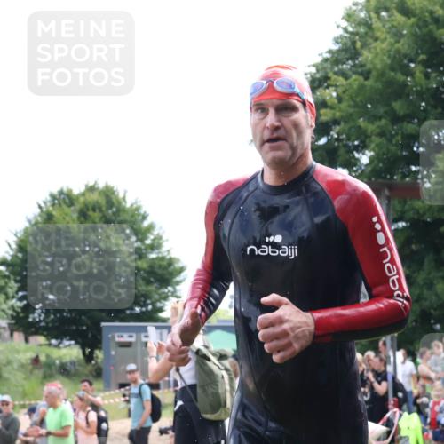 16.06.2024 - 26. Vierlanden-Triathlon Lena Gebhardt http://msf.ph/oto/6303453 16.06.2024 11:14:35 Schwimmen 584, 628, 635, 1279, 584, 628, 635, 1279 meine-sportfotos.de