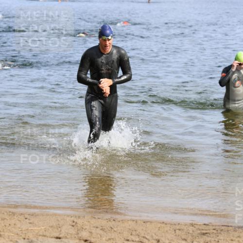 16.06.2024 - 26. Vierlanden-Triathlon Strokosch-Dieckow http://msf.ph/oto/6303698 16.06.2024 09:45:59 Schwimmen 54, 84, 152, 54, 84, 152 meine-sportfotos.de