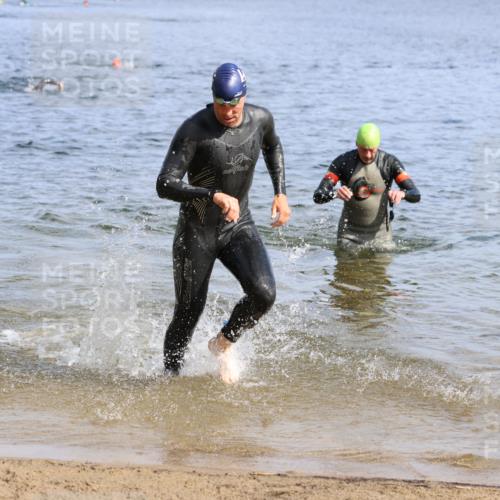 16.06.2024 - 26. Vierlanden-Triathlon Strokosch-Dieckow http://msf.ph/oto/6303755 16.06.2024 09:46:00 Schwimmen 54, 84, 92, 152, 54, 84, 92, 152 meine-sportfotos.de