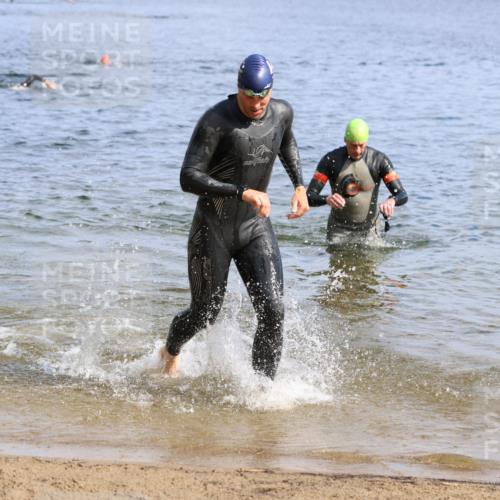 16.06.2024 - 26. Vierlanden-Triathlon Strokosch-Dieckow http://msf.ph/oto/6303773 16.06.2024 09:46:00 Schwimmen 54, 84, 92, 152, 54, 84, 92, 152 meine-sportfotos.de