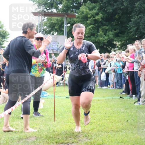 16.06.2024 - 26. Vierlanden-Triathlon Lena Gebhardt http://msf.ph/oto/6303788 16.06.2024 11:16:04 Schwimmen 510, 541, 558, 602, 510, 541, 558, 602 meine-sportfotos.de