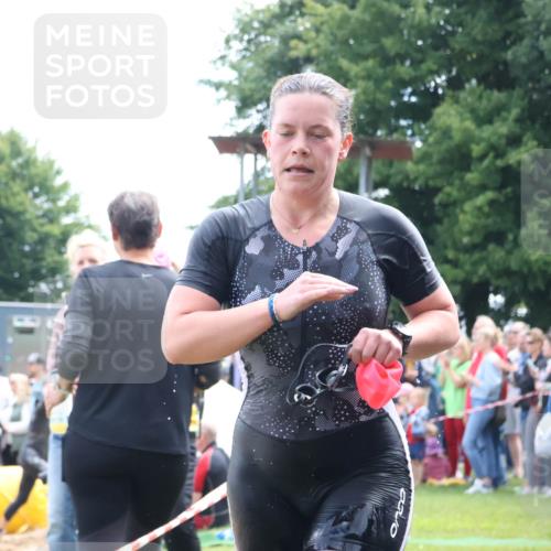 16.06.2024 - 26. Vierlanden-Triathlon Lena Gebhardt http://msf.ph/oto/6303800 16.06.2024 11:16:05 Schwimmen 510, 541, 558, 602, 510, 541, 558, 602 meine-sportfotos.de