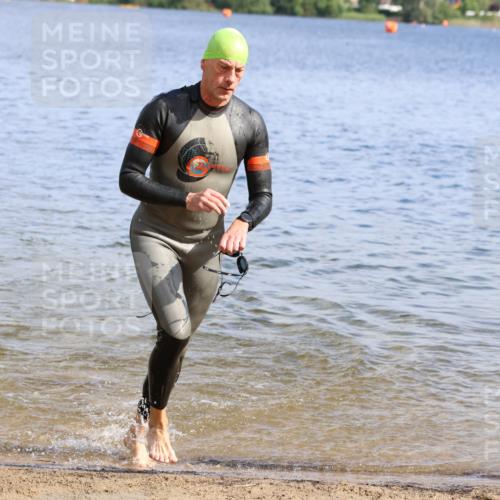 16.06.2024 - 26. Vierlanden-Triathlon Strokosch-Dieckow http://msf.ph/oto/6303820 16.06.2024 09:46:06 Schwimmen 54, 84, 92, 54, 84, 92 meine-sportfotos.de