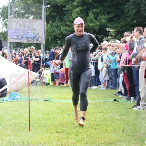 16.06.2024 - 26. Vierlanden-Triathlon Lena Gebhardt http://msf.ph/oto/6303828 16.06.2024 11:16:11 Schwimmen 510, 522, 526, 541, 580, 602, 621, 510, 522, 526, 541, 580, 602, 621 meine-sportfotos.de