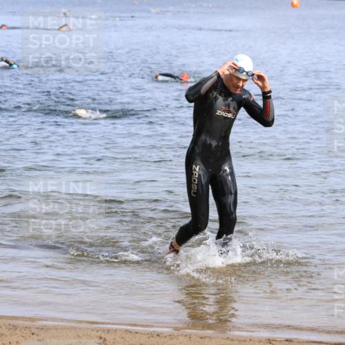 16.06.2024 - 26. Vierlanden-Triathlon Strokosch-Dieckow http://msf.ph/oto/6303882 16.06.2024 09:46:16 Schwimmen 22, 92, 173, 22, 92, 173 meine-sportfotos.de