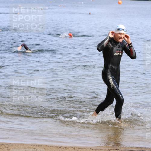 16.06.2024 - 26. Vierlanden-Triathlon Strokosch-Dieckow http://msf.ph/oto/6303931 16.06.2024 09:46:16 Schwimmen 22, 92, 173, 22, 92, 173 meine-sportfotos.de