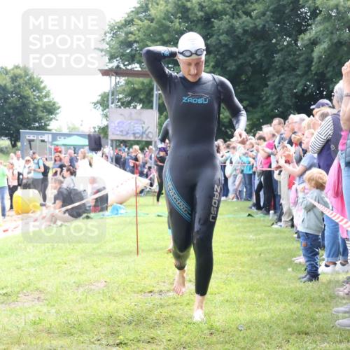 16.06.2024 - 26. Vierlanden-Triathlon Lena Gebhardt http://msf.ph/oto/6303944 16.06.2024 11:16:26 Schwimmen 522, 526, 543, 580, 597, 621, 625, 522, 526, 543, 580, 597, 621, 625 meine-sportfotos.de