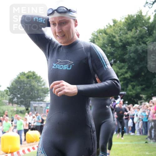 16.06.2024 - 26. Vierlanden-Triathlon Lena Gebhardt http://msf.ph/oto/6303958 16.06.2024 11:16:27 Schwimmen 522, 526, 543, 597, 621, 625, 522, 526, 543, 597, 621, 625 meine-sportfotos.de